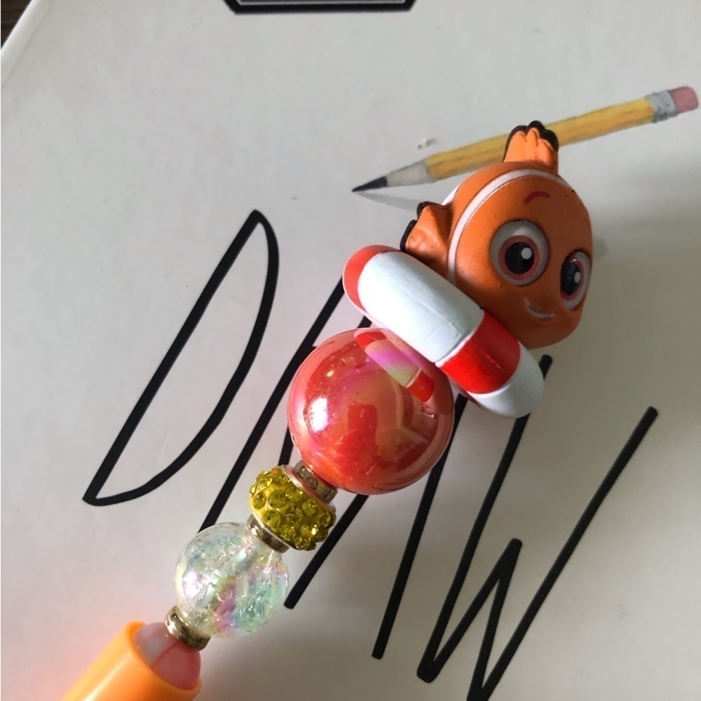 Disney Doorables: Finding Nemo: Nemo handmade beaded pen